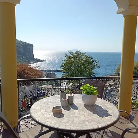 Prázdninový dům White Stylish 4 *