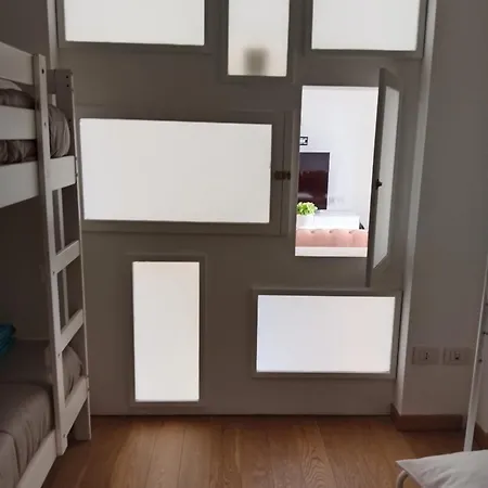 White Stylish 4 * Vico Equense